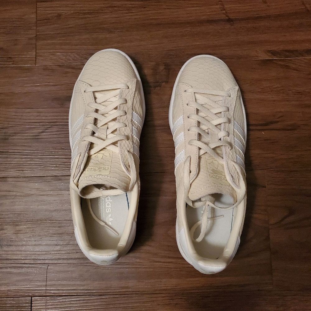 Adidas campus sneakers!